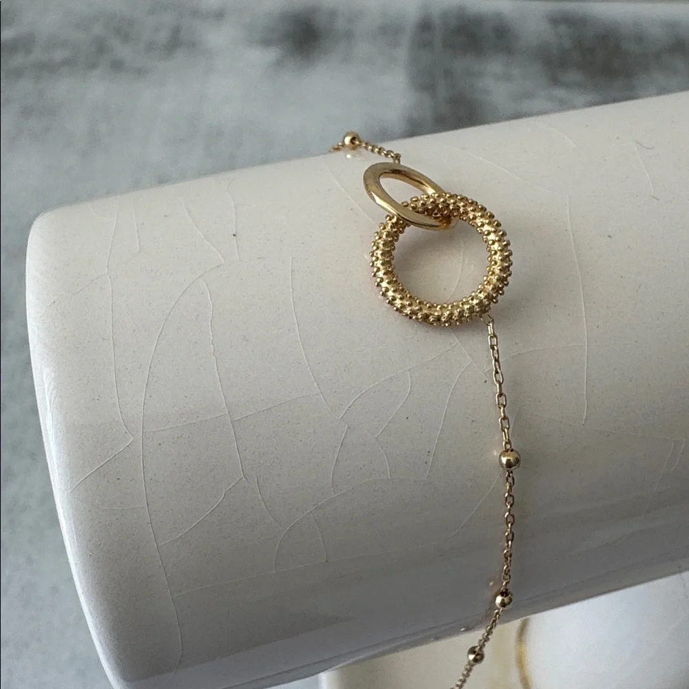 Moda Italy elegant minimalist